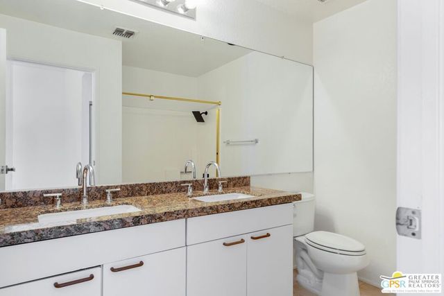 2601 S Broadmoor Drive 22, Palm Springs, CA 92264