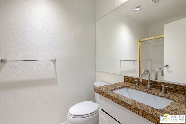 2601 S Broadmoor Drive 22, Palm Springs, CA 92264