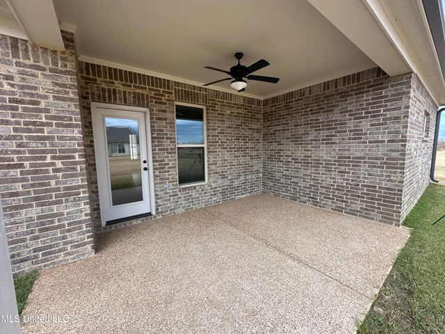 3128 Leatherman Drive, Lake Cormorant, MS 38641