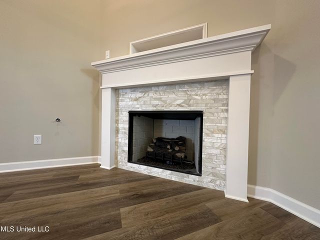 3128 Leatherman Drive, Lake Cormorant, MS 38641