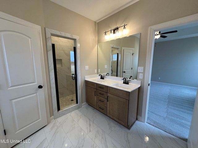 3128 Leatherman Drive, Lake Cormorant, MS 38641