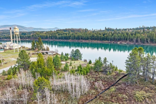 368 Old Diamond Mill Rd, Oldtown, ID 83822