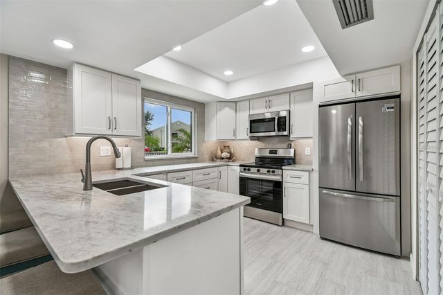 7676 EAGLE CREEK DRIVE, Sarasota, FL 34243