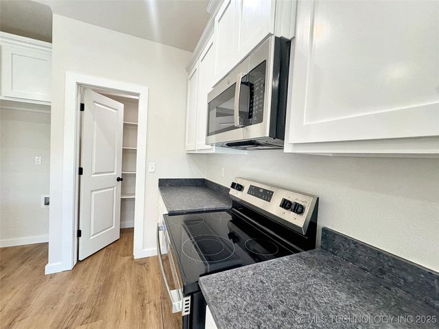 890 E Harlan Drive, Tahlequah, OK 74464