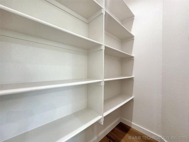 890 E Harlan Drive, Tahlequah, OK 74464