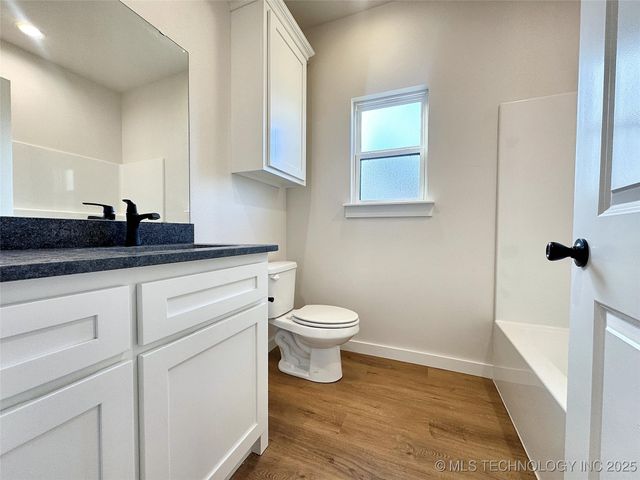 890 E Harlan Drive, Tahlequah, OK 74464