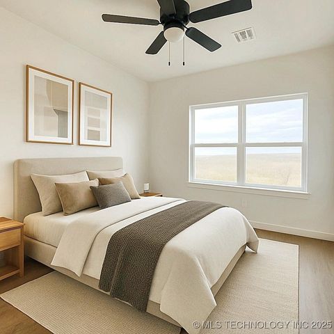 890 E Harlan Drive, Tahlequah, OK 74464