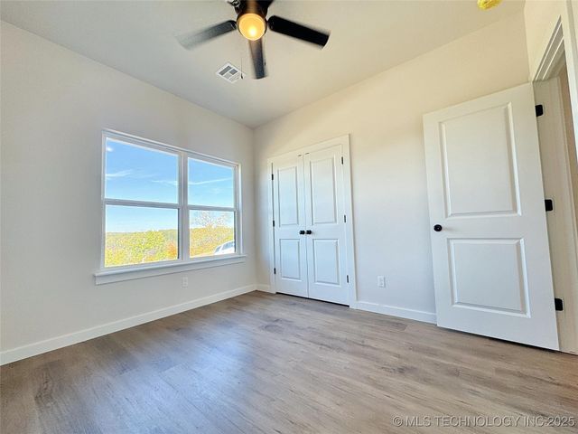 890 E Harlan Drive, Tahlequah, OK 74464