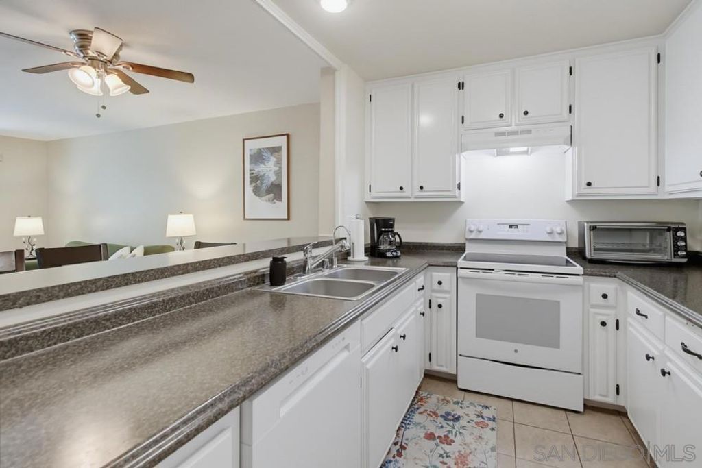 17637 POMERADO RD 225, San Diego, CA 92128 — photo 3