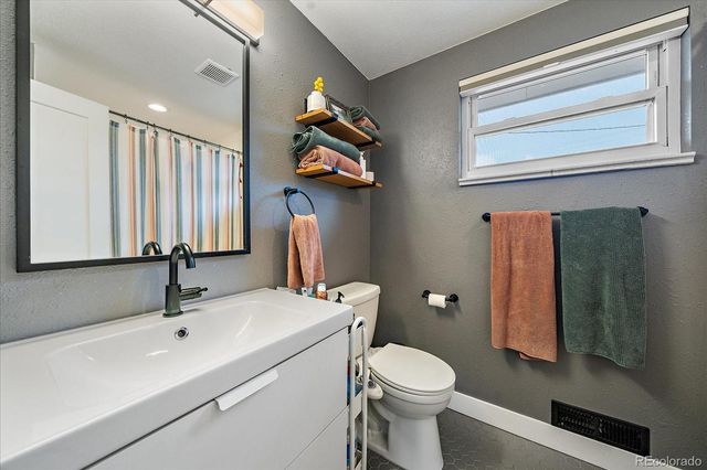 5440 Hoyt Drive, Arvada, CO 80002