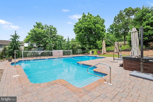 6539 WINDMERE RD, Harrisburg, PA 17111