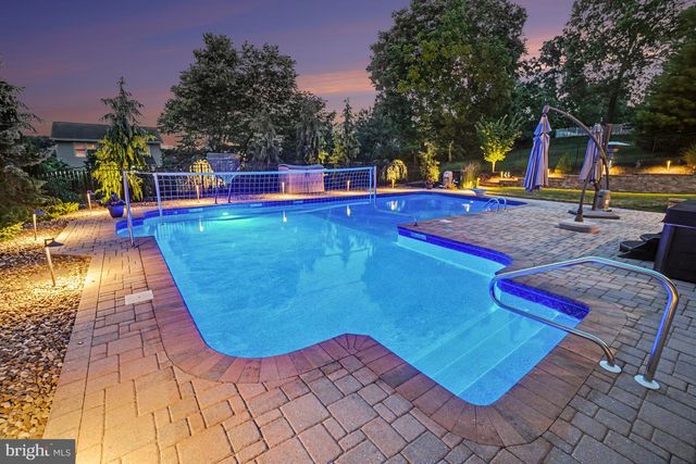 6539 WINDMERE RD, Harrisburg, PA 17111
