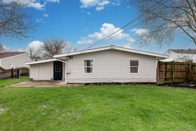 986 Enola Road, Grand Island, NY 14072