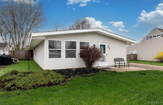 986 Enola Road, Grand Island, NY 14072