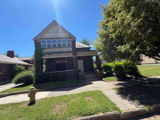 147 division Street, Elkhart, IN 46516