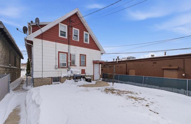 1332 S 57th STREET, West Allis, WI 53214