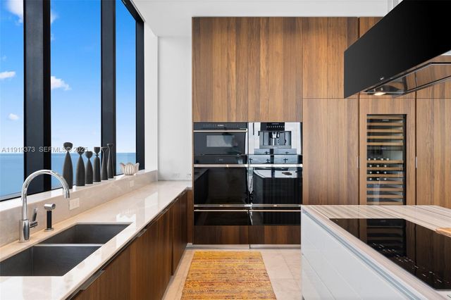 17141 Collins Ave 4002, Sunny Isles Beach, FL 33160