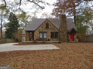 607 N College Street, Cedartown, GA 30125