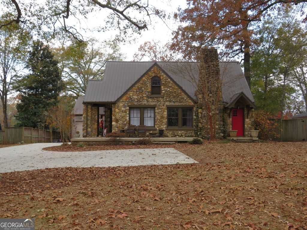 607 N College Street, Cedartown, GA 30125