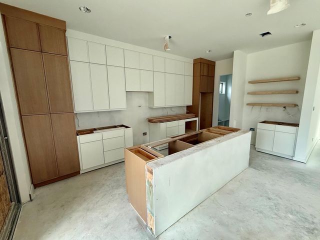 920 E 25th Street, Houston, TX 77009