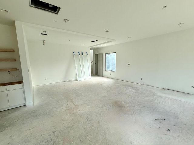 920 E 25th Street, Houston, TX 77009