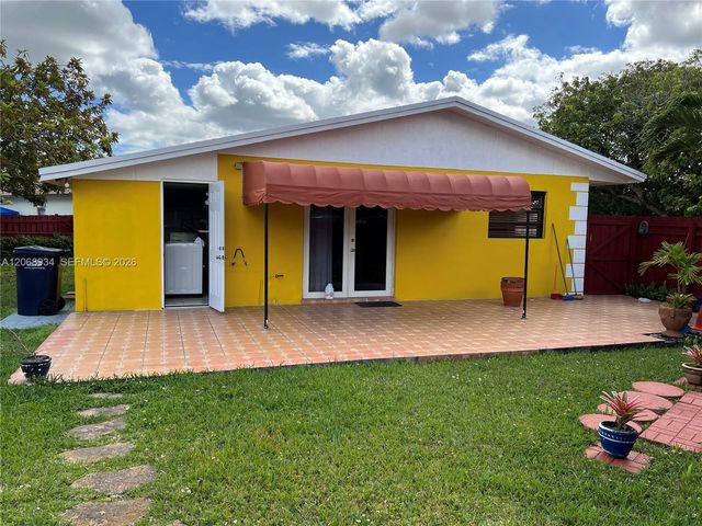 12135 SW 182nd Terrace, Miami, FL 33177