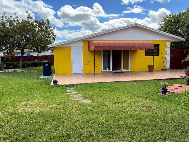 12135 SW 182nd Terrace, Miami, FL 33177