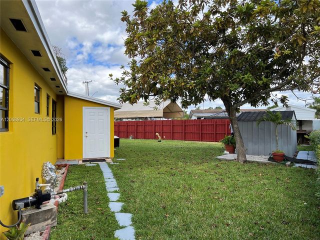 12135 SW 182nd Terrace, Miami, FL 33177