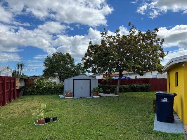 12135 SW 182nd Terrace, Miami, FL 33177