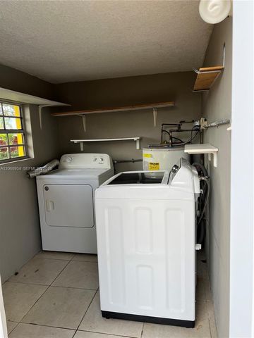 12135 SW 182nd Terrace, Miami, FL 33177