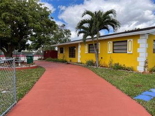 12135 SW 182nd Terrace, Miami, FL 33177