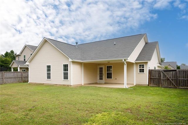 2557 Spinnaker Drive, Hope Mills, NC 28348