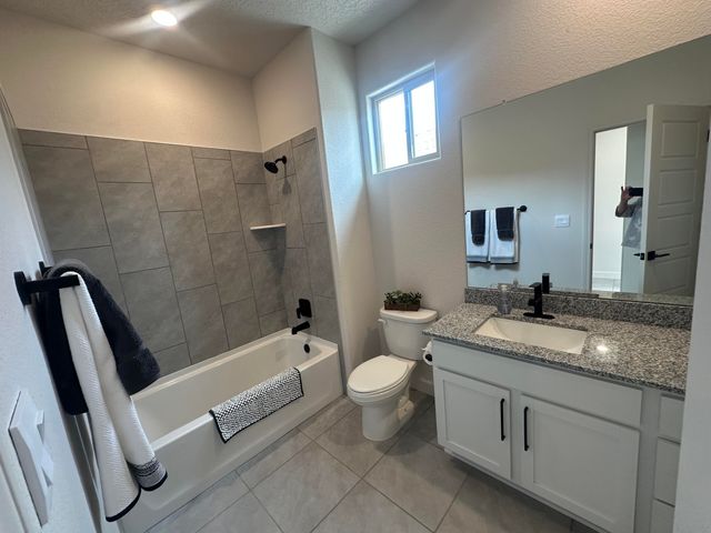 6731 Clayton Drive NE, Rio Rancho, NM 87144