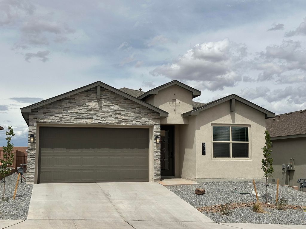 6731 Clayton Drive NE, Rio Rancho, NM 87144