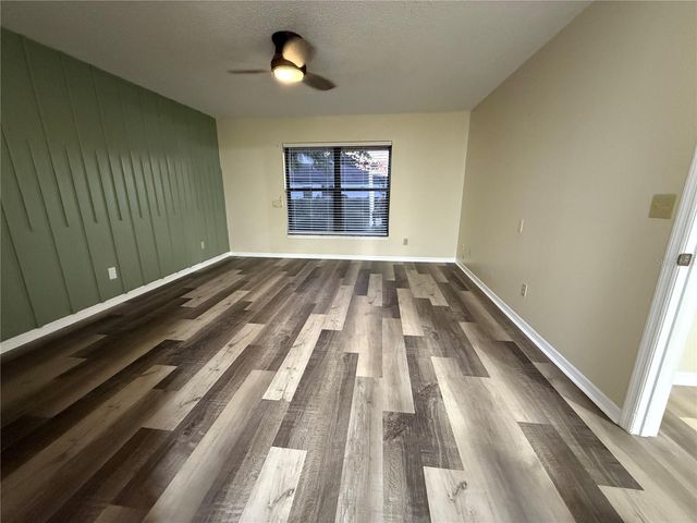 2501 LONIGAN PLACE, Sun City Center, FL 33573