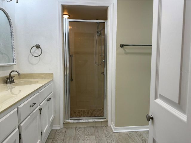 2501 LONIGAN PLACE, Sun City Center, FL 33573