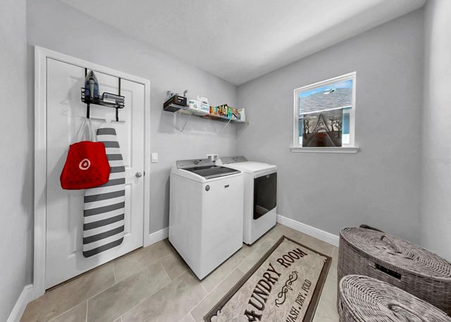 166 BRIGHT IBIS AVENUE, Apollo Beach, FL 33572