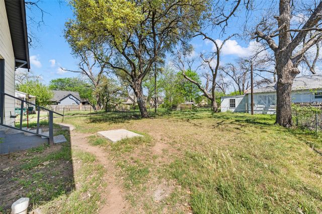 205 Dallas Street, Waco, TX 76704