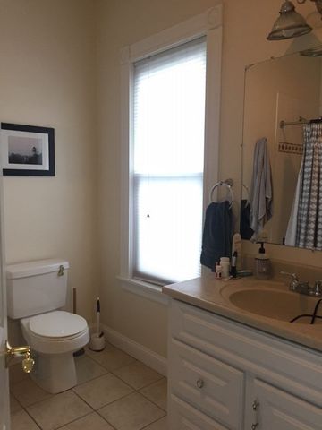 3 Wyatt Circle 3, Somerville, MA 02143