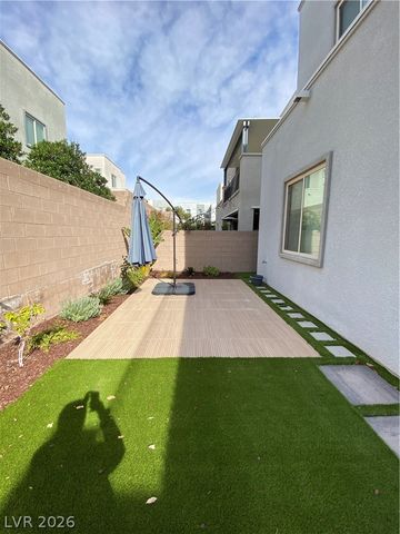 695 Daylight Ridge Court, Henderson, NV 89052