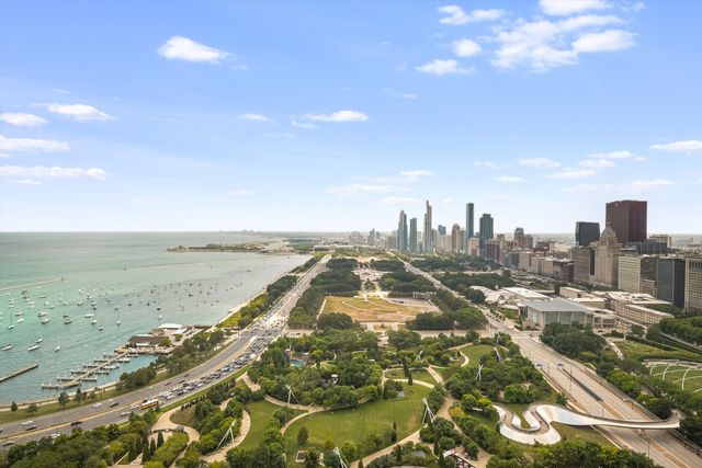 340 E Randolph Street 3503, Chicago, IL 60601