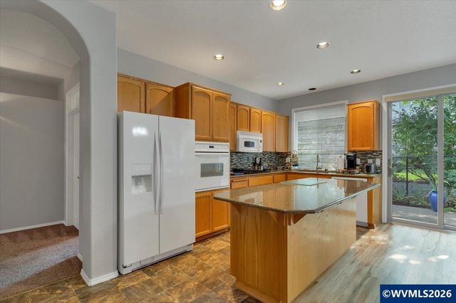 5898 Sawgrass St SE, Salem, OR 97306