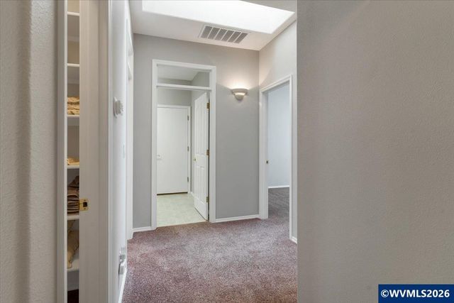 5898 Sawgrass St SE, Salem, OR 97306
