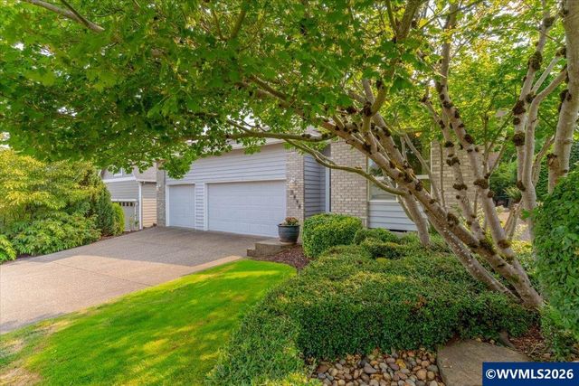 5898 Sawgrass St SE, Salem, OR 97306