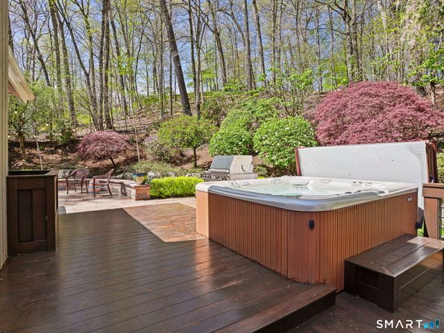 50 Calvin Road, Wilton, CT 06897
