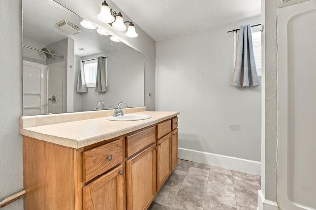 1415 8th Avenue S, Fargo, ND 58103
