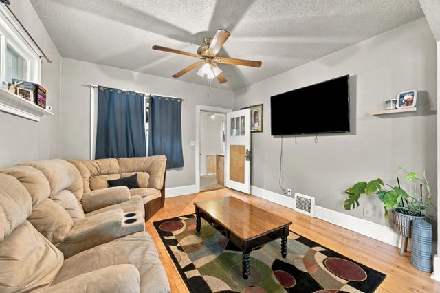 1415 8th Avenue S, Fargo, ND 58103