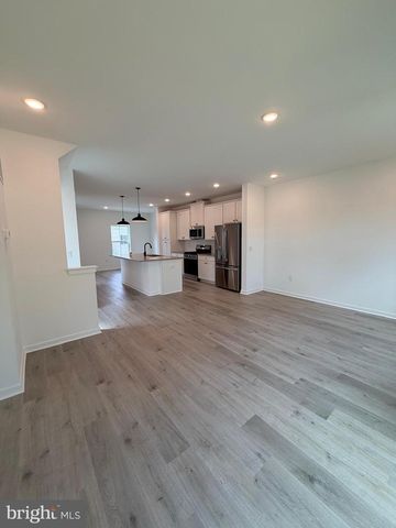 59 BASSWOOD ST, Berlin, NJ 08009