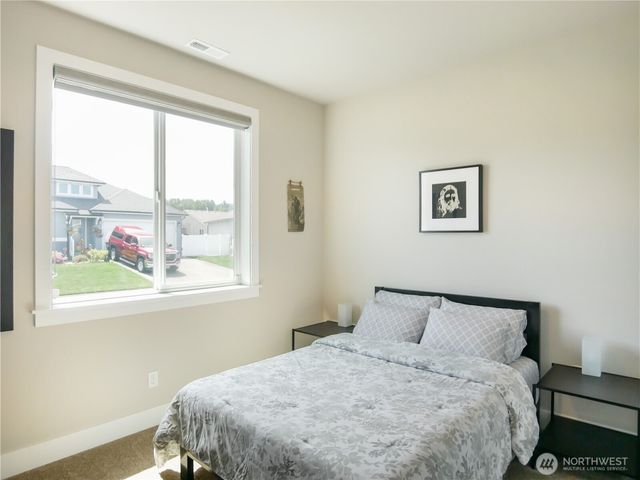 111 Cherry Lane SW, Orting, WA 98360