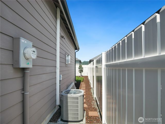 111 Cherry Lane SW, Orting, WA 98360